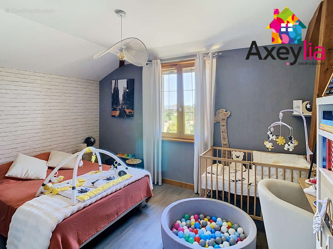 A vendre- pouilly les nonains- maison familiale 5 chambres - photo 8