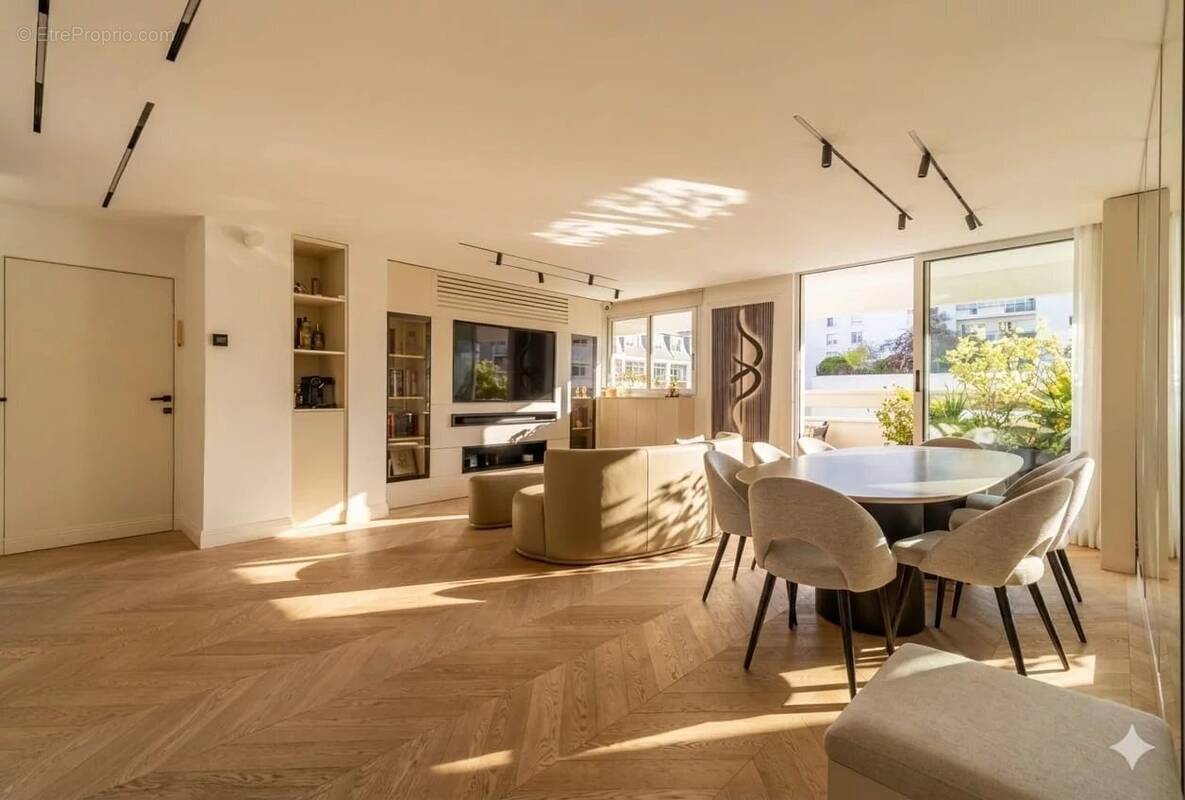 Appartement à LEVALLOIS-PERRET