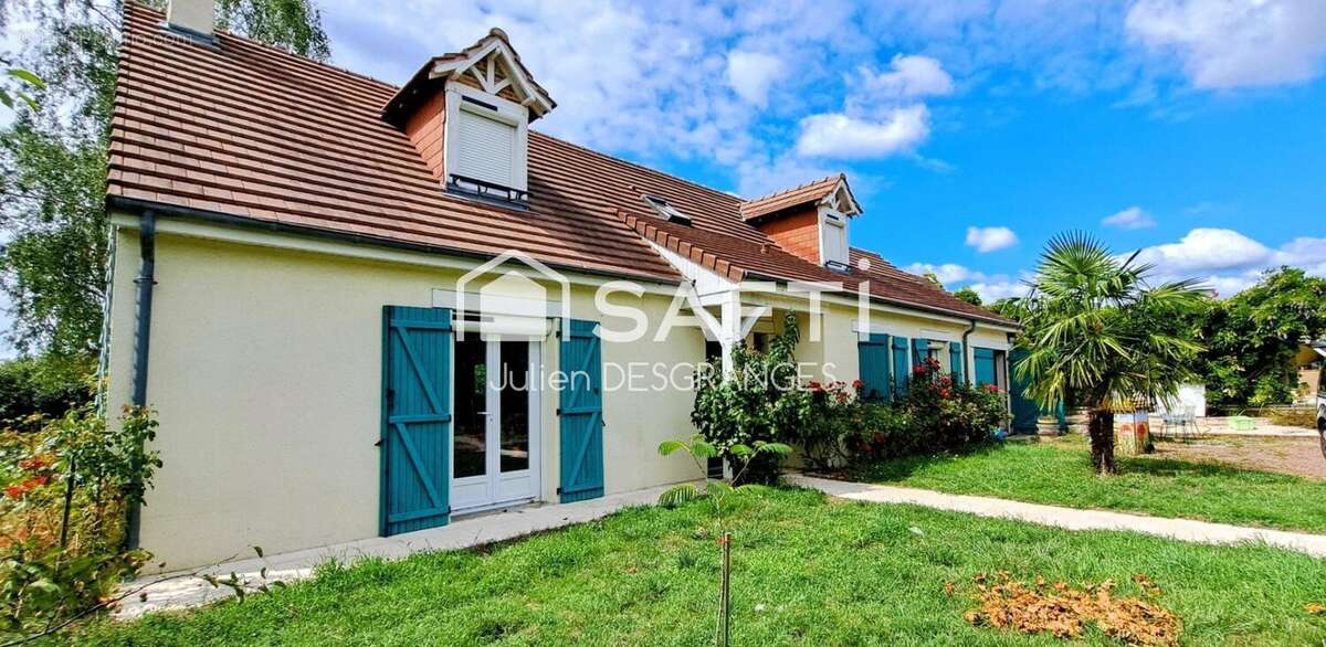 Maison 154 m² à Veretz  - photo 2