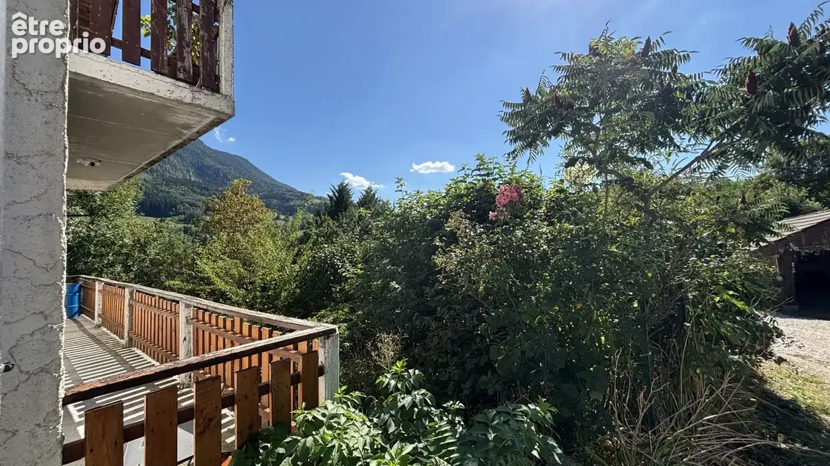 Appartement 232 m² à vendre à Evires (74570) - photo 4