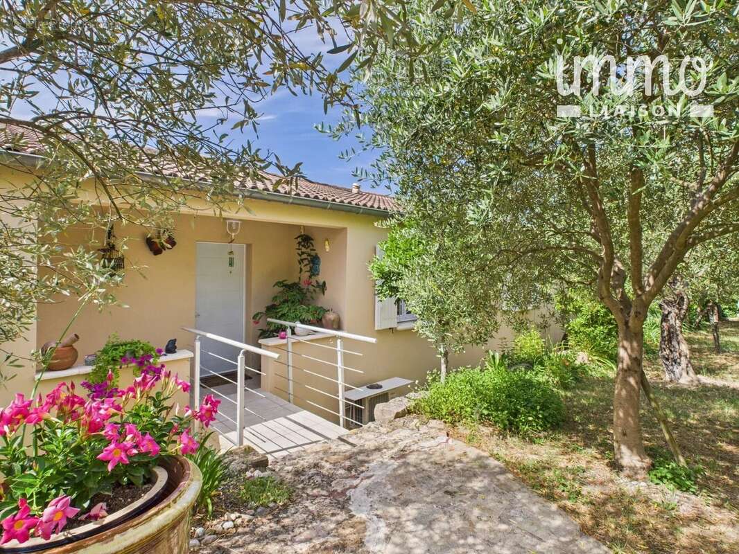 Maison à SAINT-AMBROIX