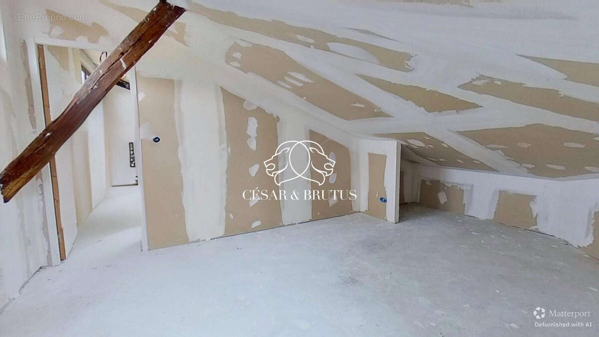 Appartement à HEYRIEUX