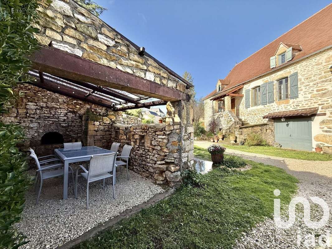 Photo 2 - Maison à LAMOTHE-FENELON