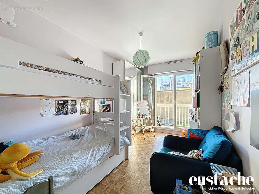 Appartement à PARIS-19E