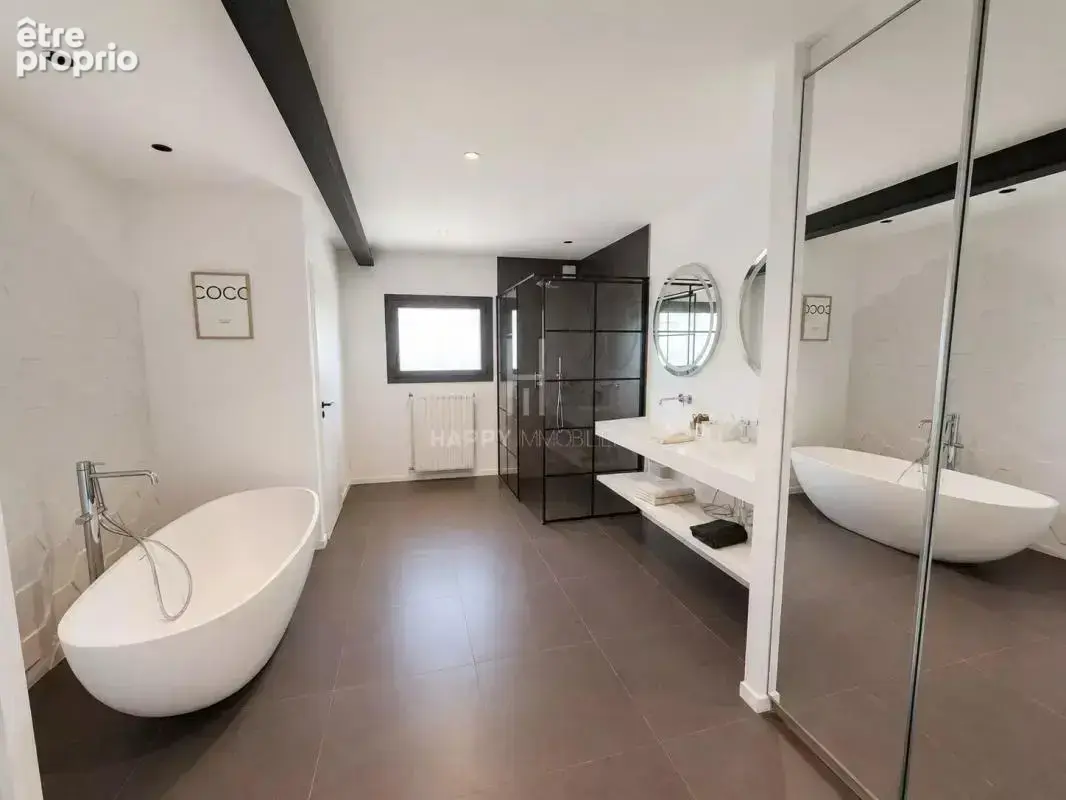 Rare : ensemble de 3 maisons à Noves - photo 18