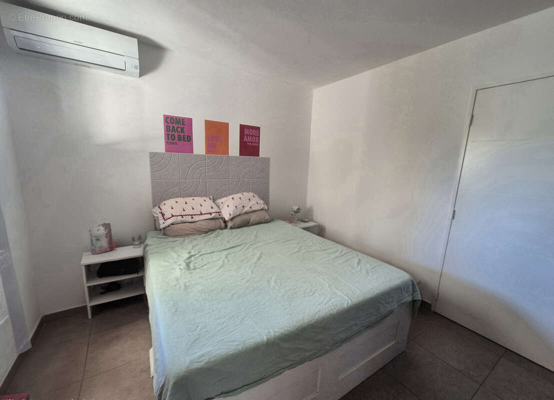 La Seyne-Sur-Mer / idéal investissement locatif -  vendu loué - T2 envir 40m2 terrasse, ascenseur + pkg privé. - photo 4