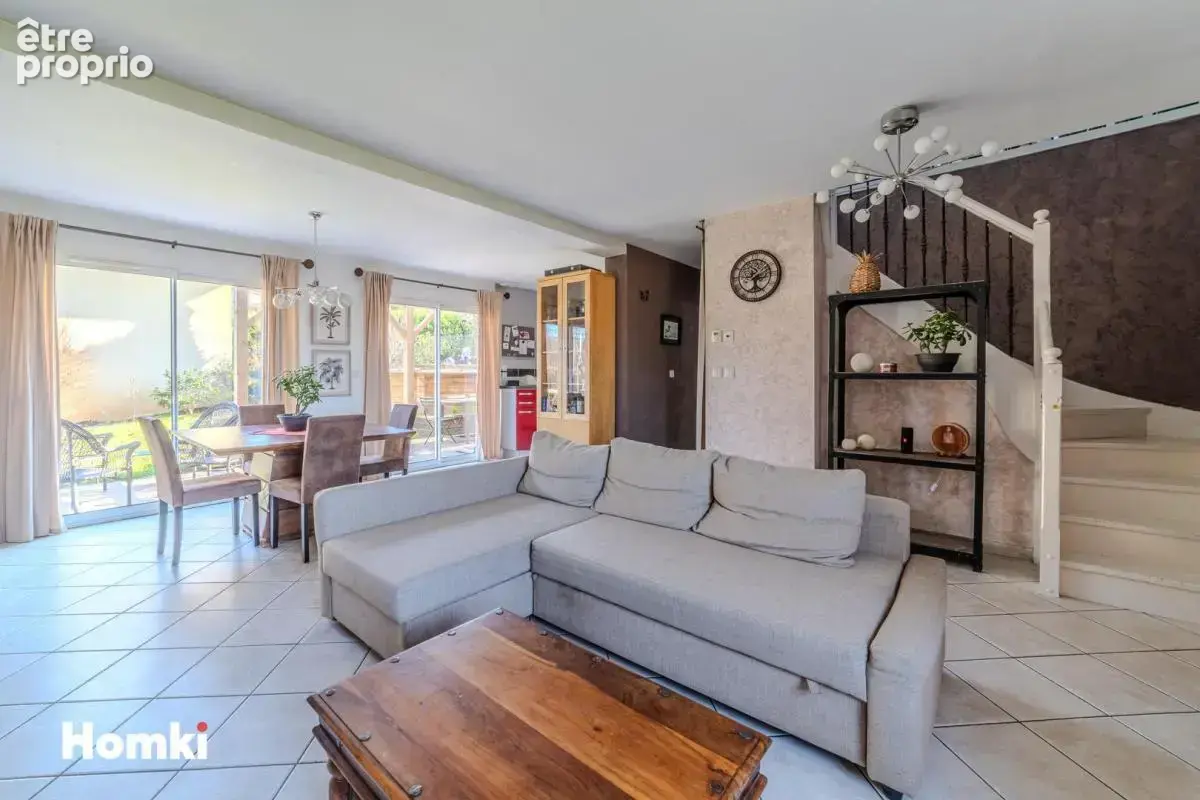 Maison/Villa T5 de 125 m² à Éveux 69210 - photo 6