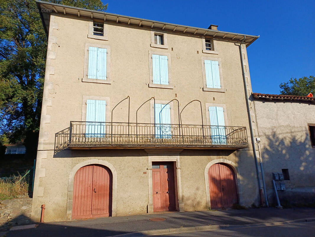 Appartement à BAGNAC-SUR-CELE