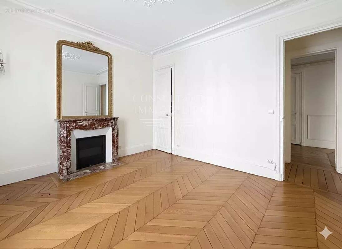 Appartement à PARIS-6E