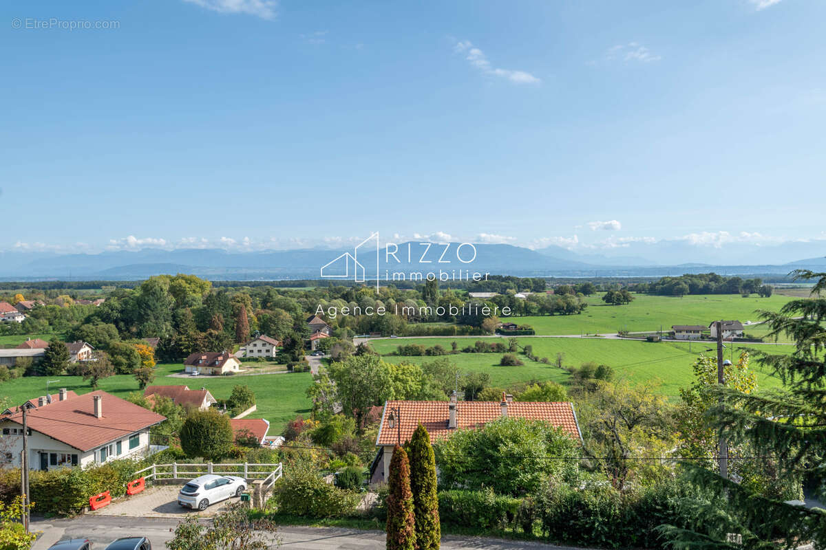 Chalet avec vue exceptionnelle Lac Léman & Mont Blanc   2 logements   227 m2 - photo 24