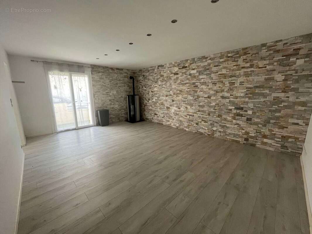 Photo 2 - Maison à SAINT-JOACHIM