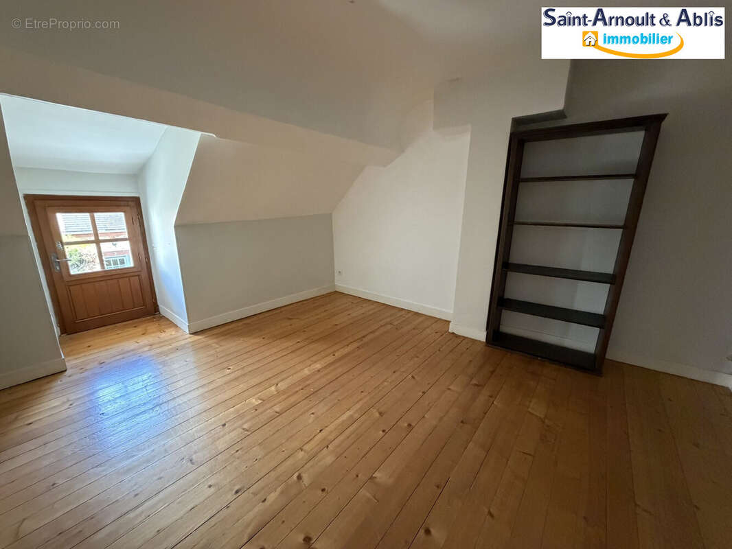 Maison 76 m² à Saint-Arnoult-En-Yvelines  - photo 5