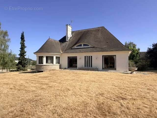 Belle ensemble immobilier proche N154 et tous commerces - photo 2