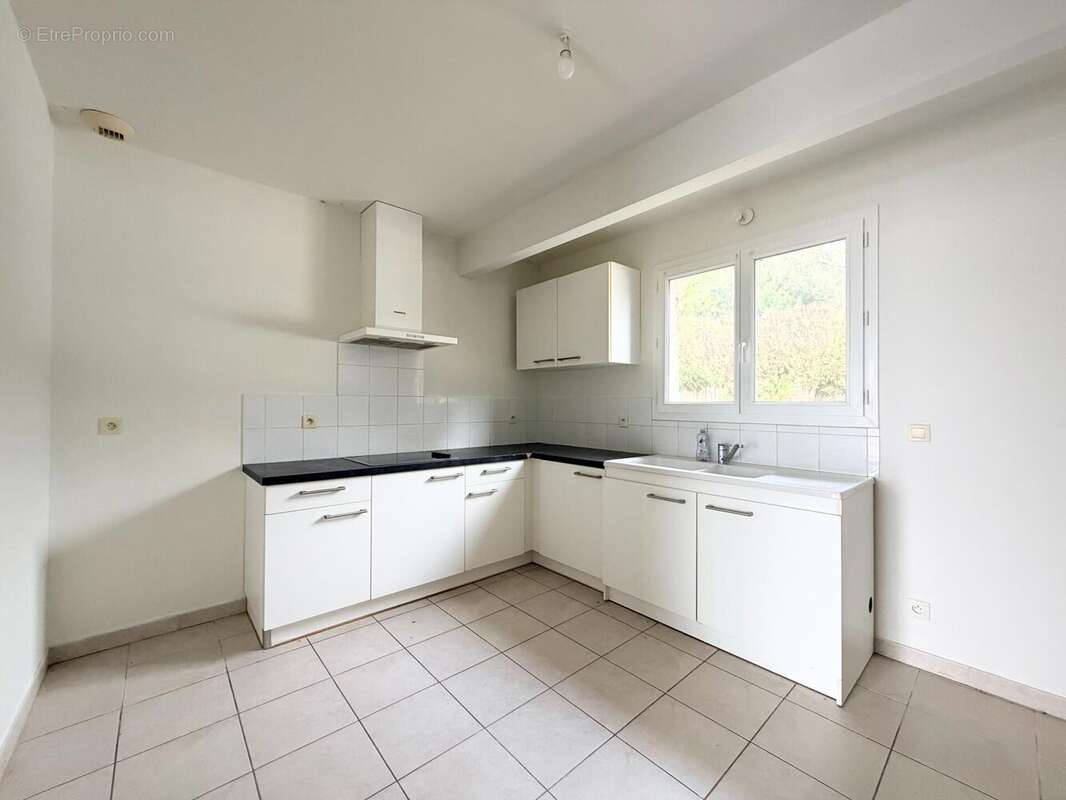 Photo 3 - Maison à SAUVAGNAS