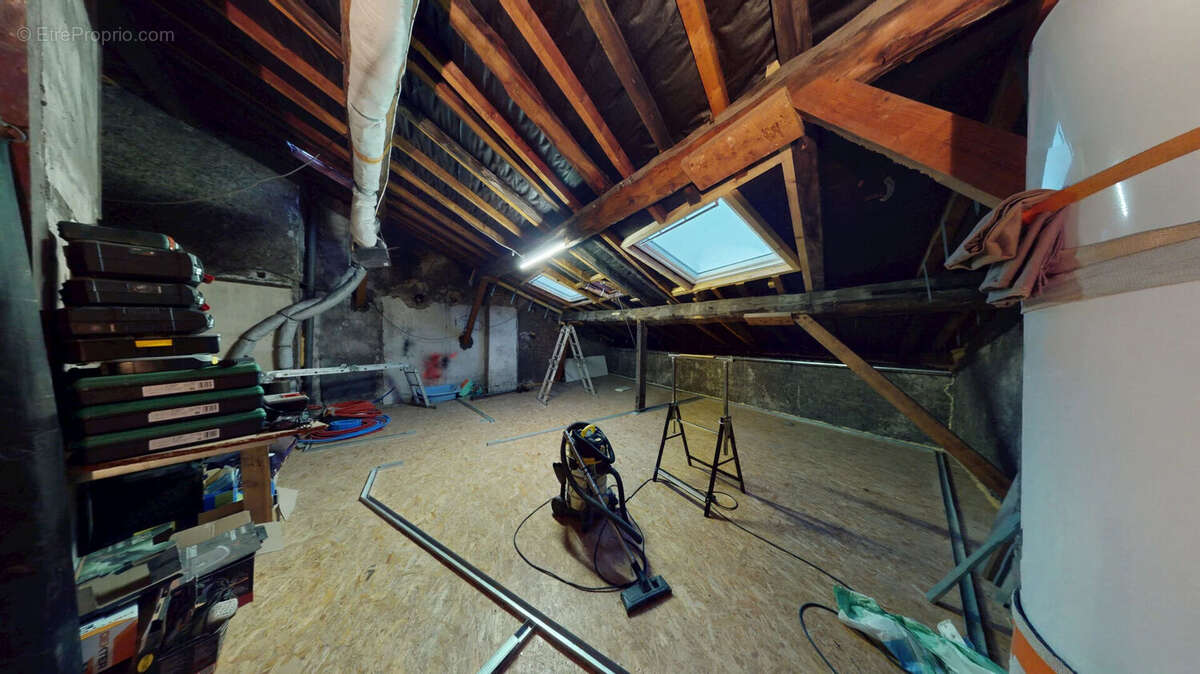 Appartement à VIZILLE