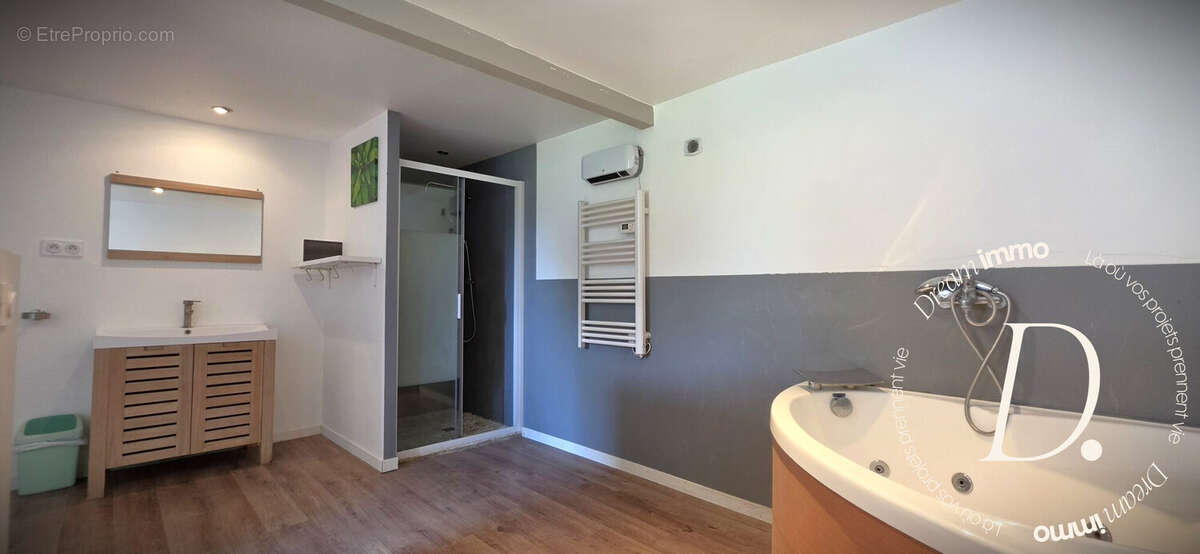 Maison à JOSSE