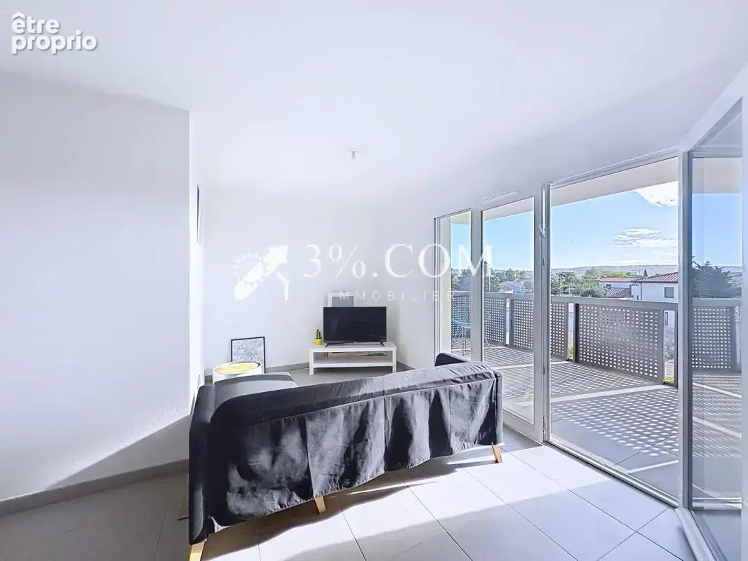 Appartement T2 moderne de 48 m2 avec terrasse et vue dégagée - photo 12