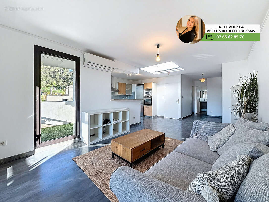 Appartement à SAINT-LAURENT-DU-VAR