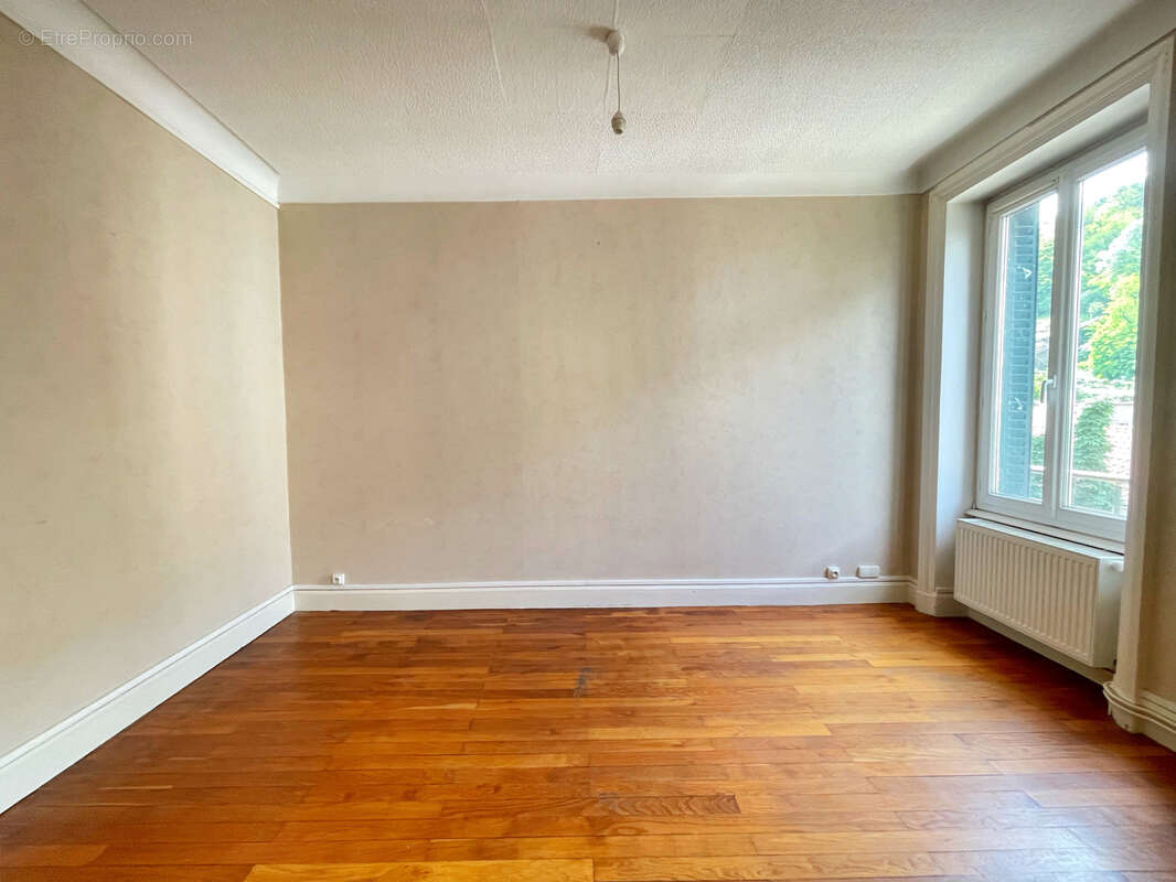 Appartement à GIVORS