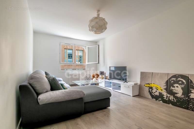Appartement à vendre 2 pièces 48,70 m² PARIS 20EME ARRONDISSEMENT (75) en excellent état au sein d'une résidence standing - photo 5