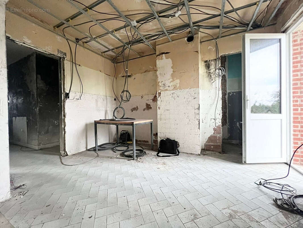 Maison à BRUAY-LA-BUISSIERE