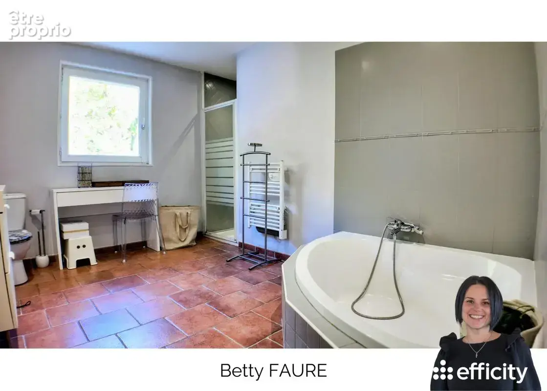 Maison 6 pièces 150 m² à vendre à Unieux (42240) - photo 12