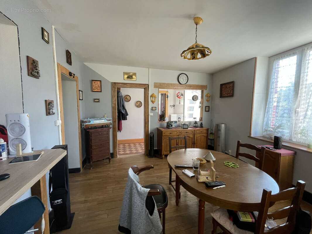 Maison à HAN-SUR-MEUSE