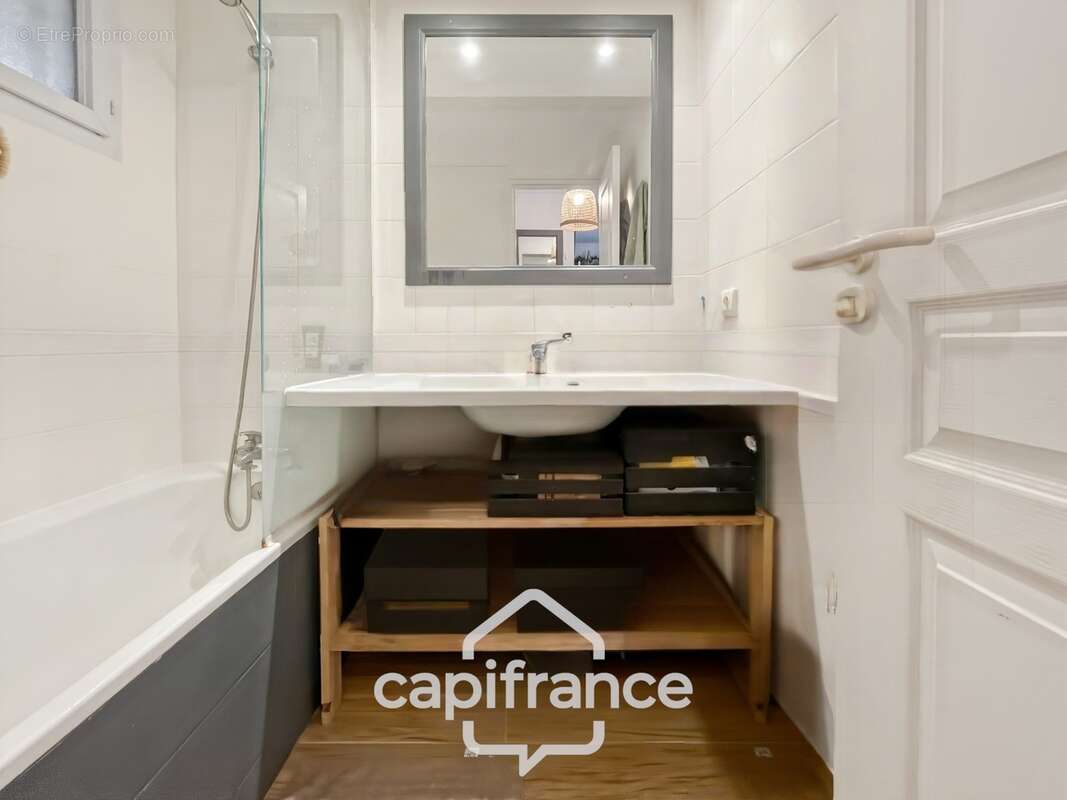 HOTEL DU GOLF  appartement 2ème et dernier étage  rénové et climatisé  de 33 m2 , trou n° 8 , sud ouest , une chambre,  loggia t - photo 16