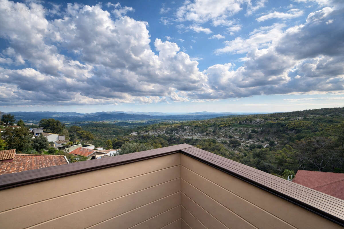 Maison à LE CASTELLET