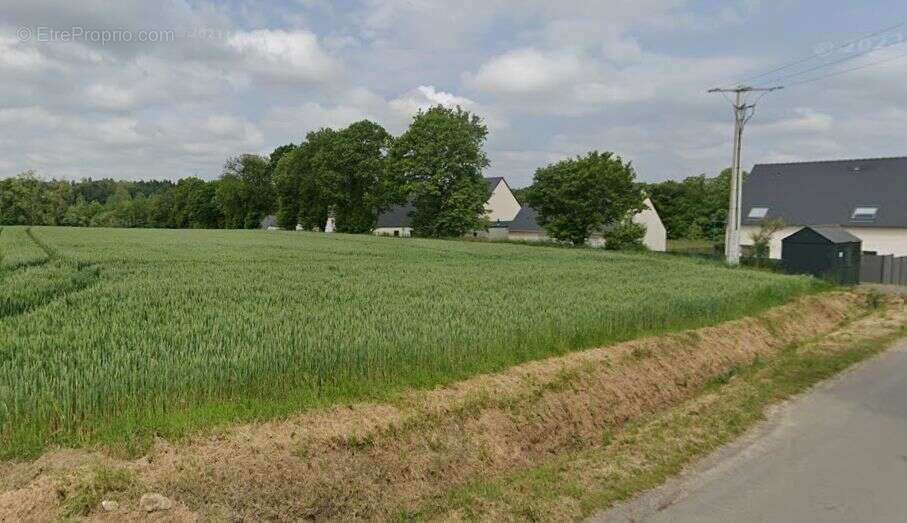Terrain à QUEBRIAC