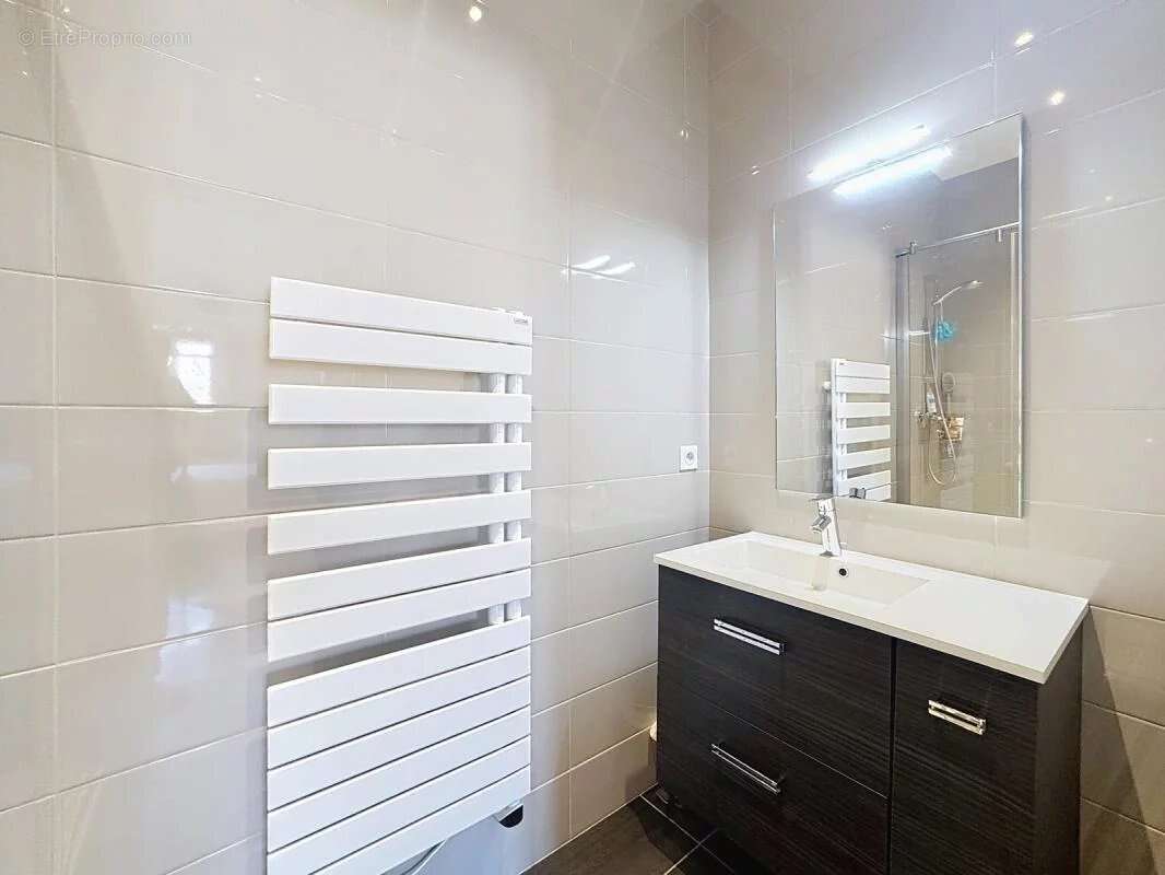 Appartement à LYON-5E