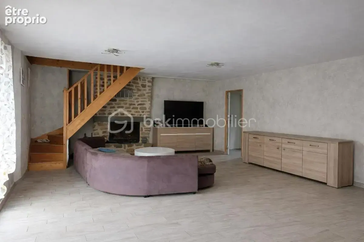  EXCLUSIVITÉ BSK IMMOBILIER – Coup de cœur familial : 160 m², 5 chambres et séjour de 55 m², DPE C et fibre optique - photo 5