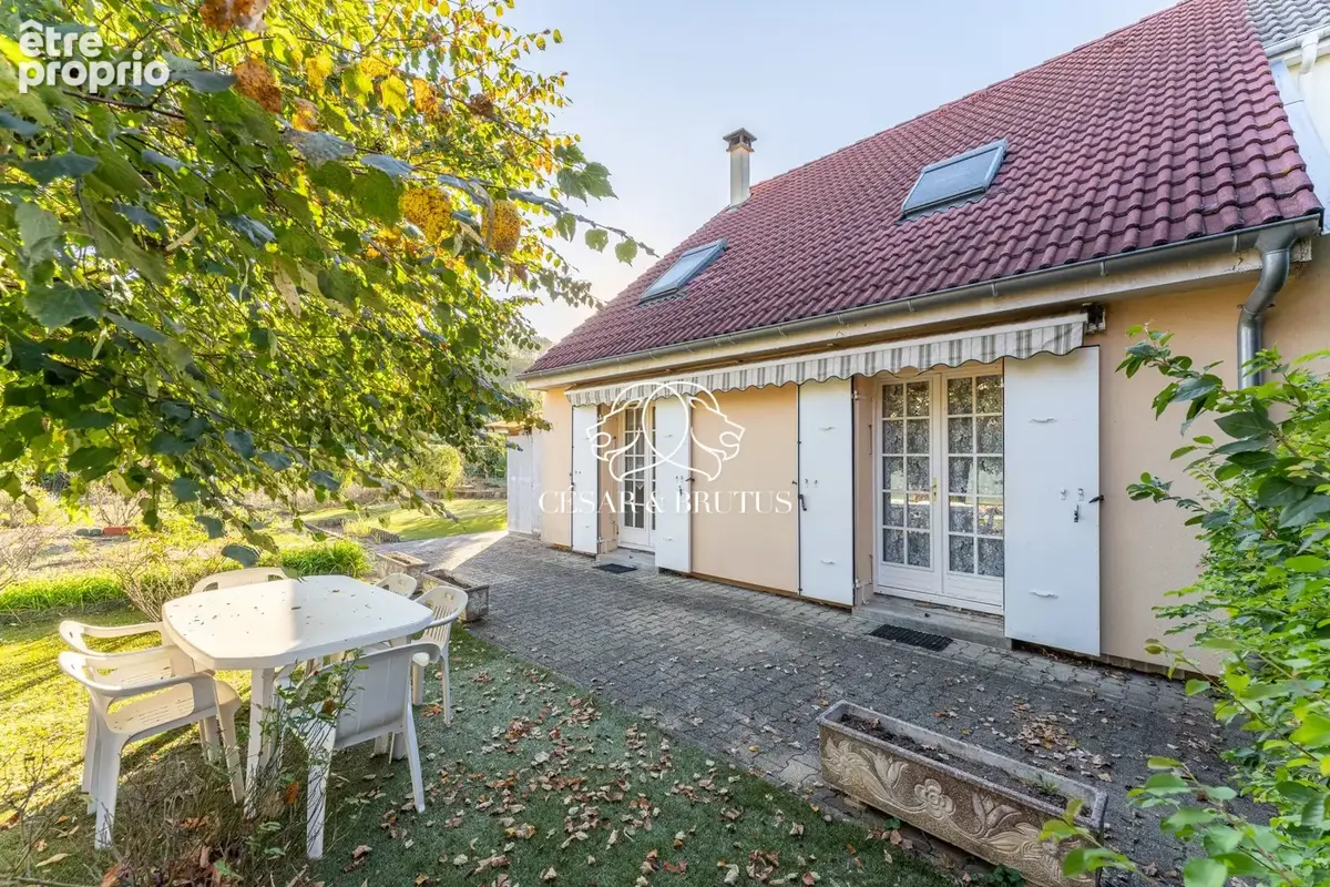 Maison 4 pièces 90 m² à vendre à La Verpilliere (38290) - photo 1