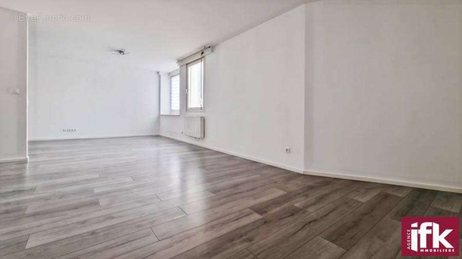 Colmar centre-ville – f5 de 102,86 m² avec ascenseur - photo 3