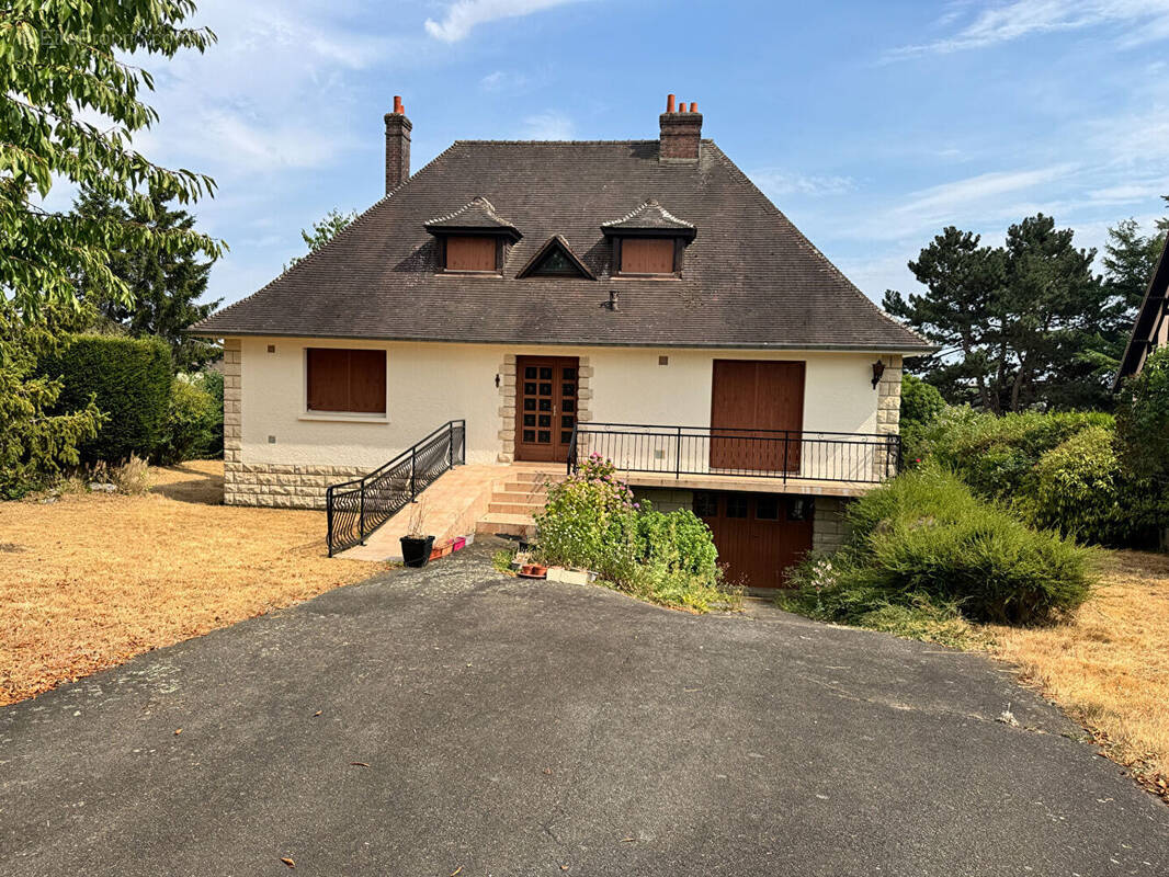 Maison à L'AIGLE