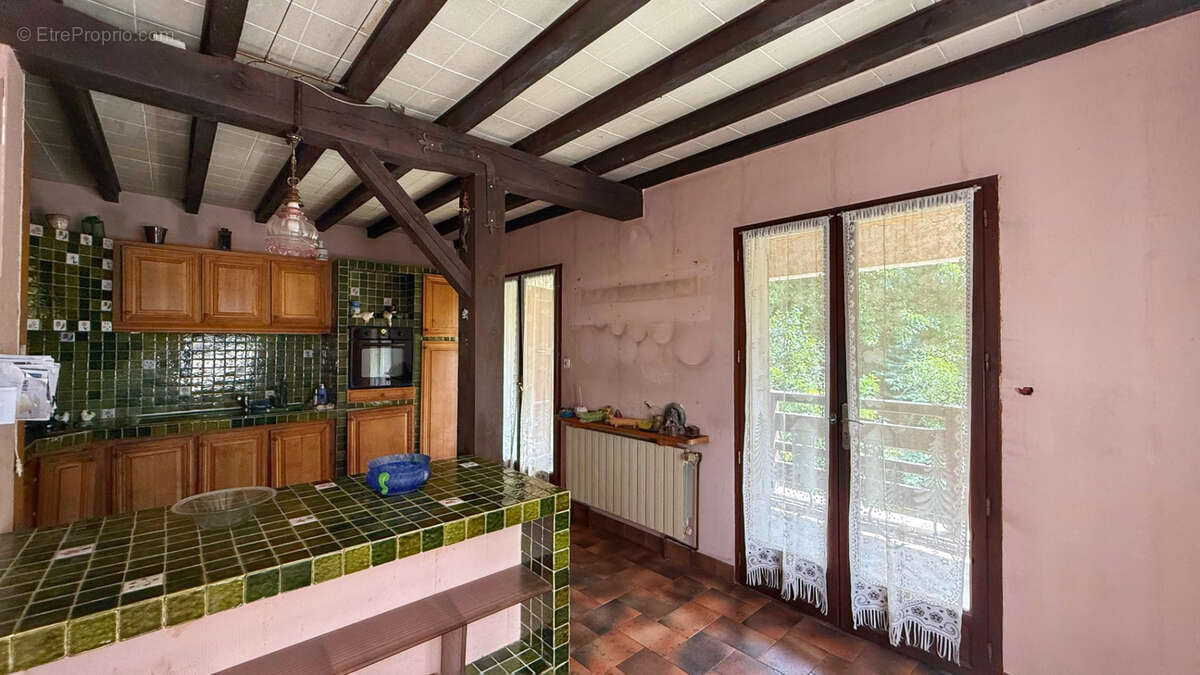 Maison à LA BUISSE