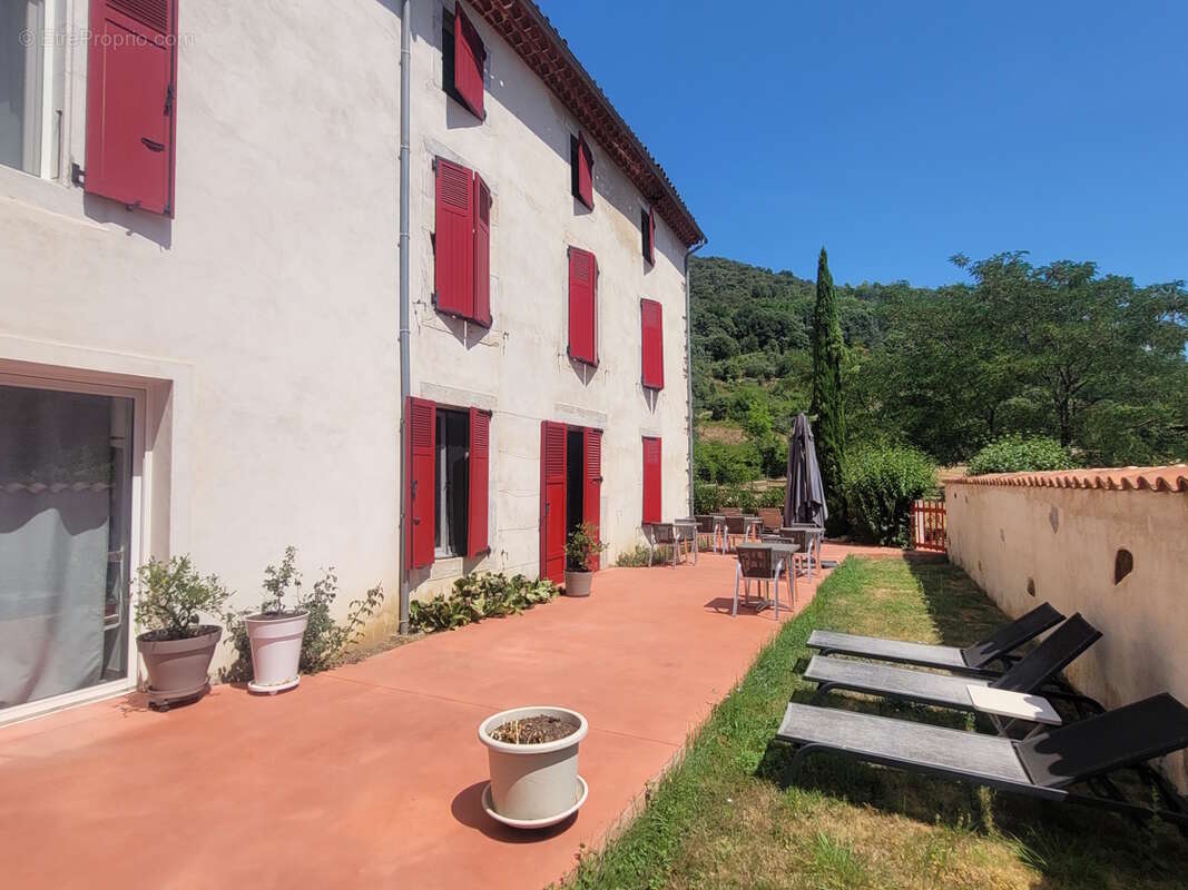 Belle propriété avec Chambres d'Hôtes et gîte. - photo 3