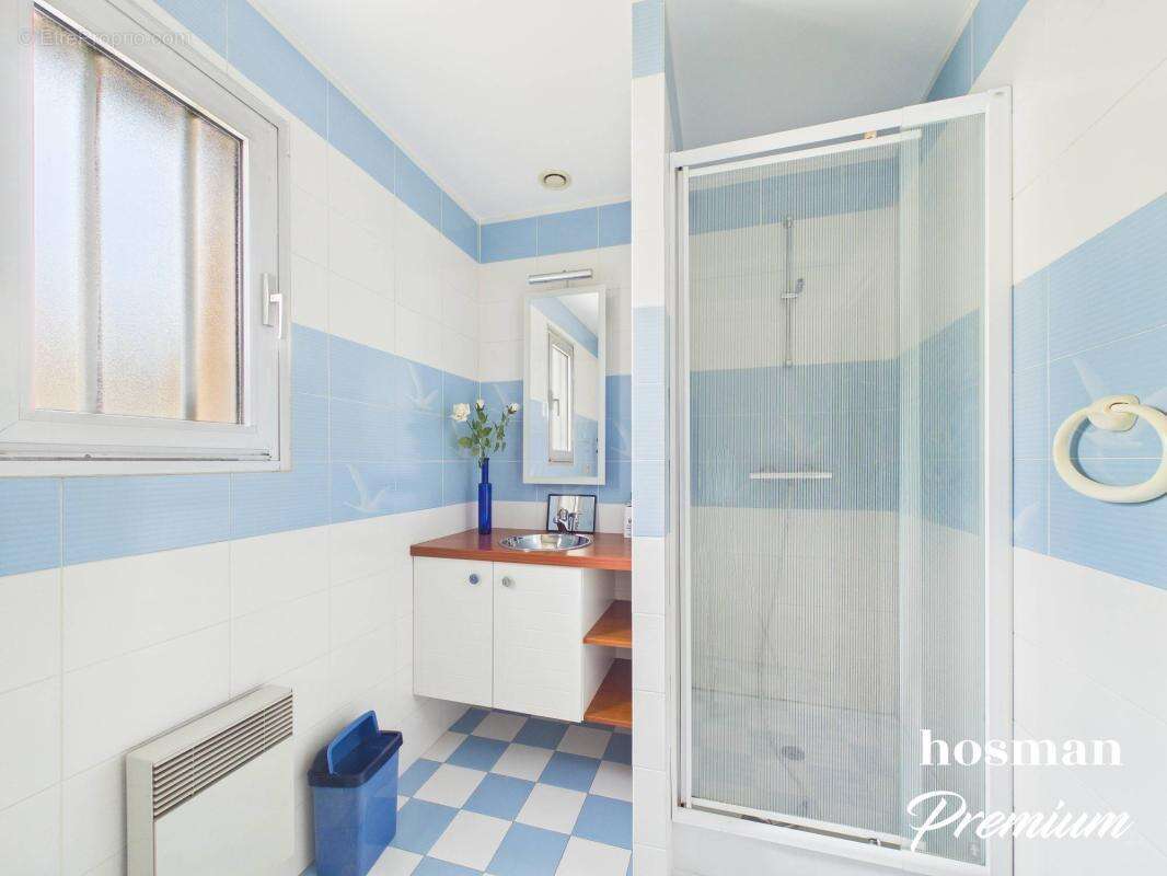 Maison de 163 m² (177 m2 au sol) avec 4 chambres, jardin, garage et spa - Quartier du Petit Chantilly à Orvault - photo 15