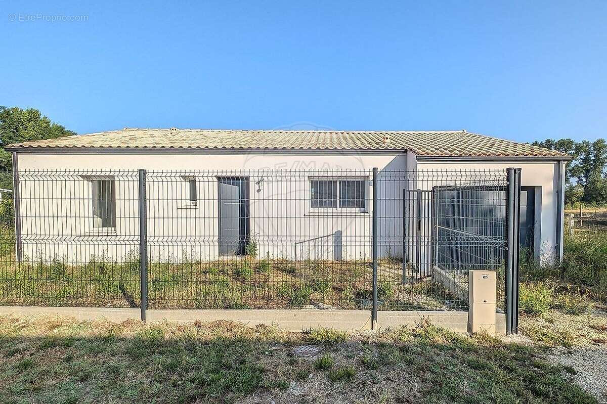 Maison à LES MATHES