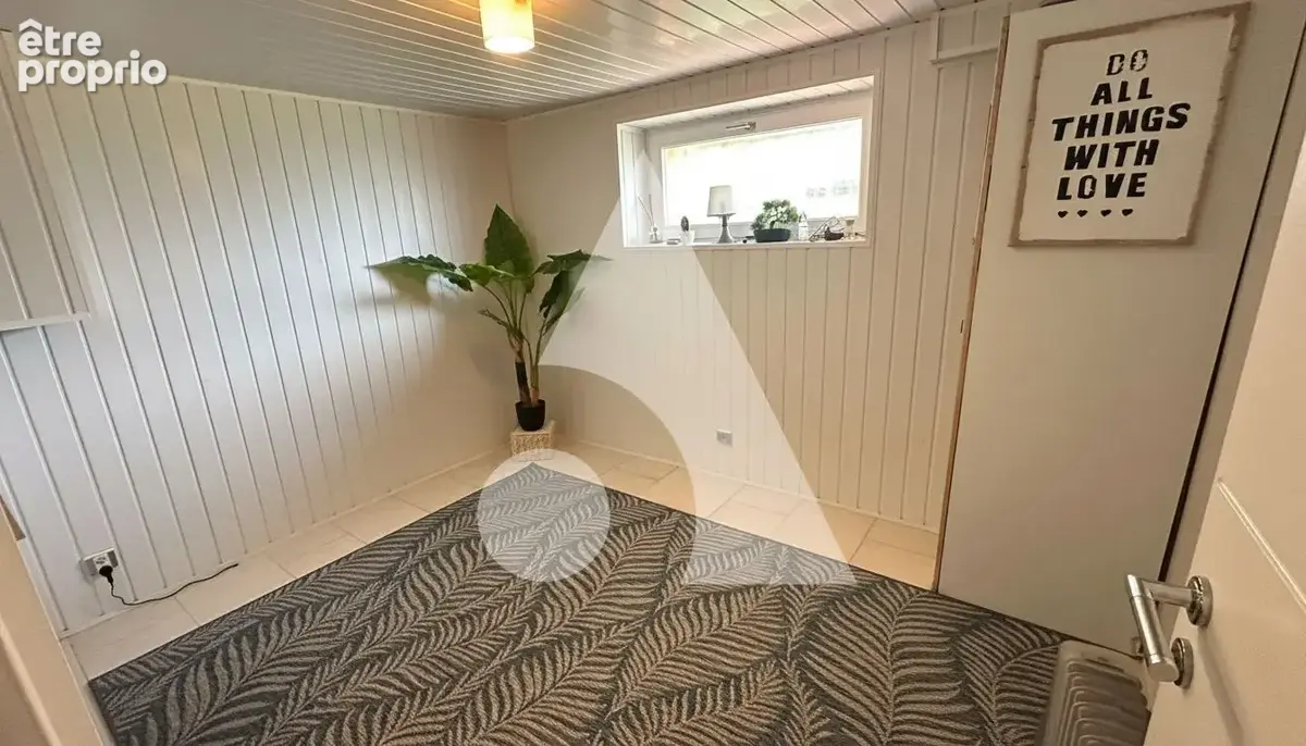 Maison familiale de 165 m² à NEUFCHATEAU ? Aucun travaux à prévoir ! - photo 9