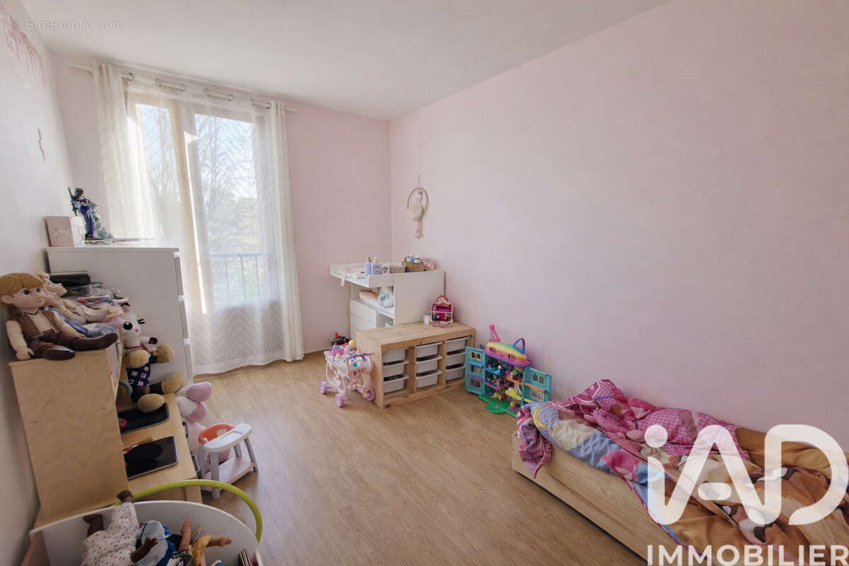 Photo 6 - Appartement à BRIE-COMTE-ROBERT