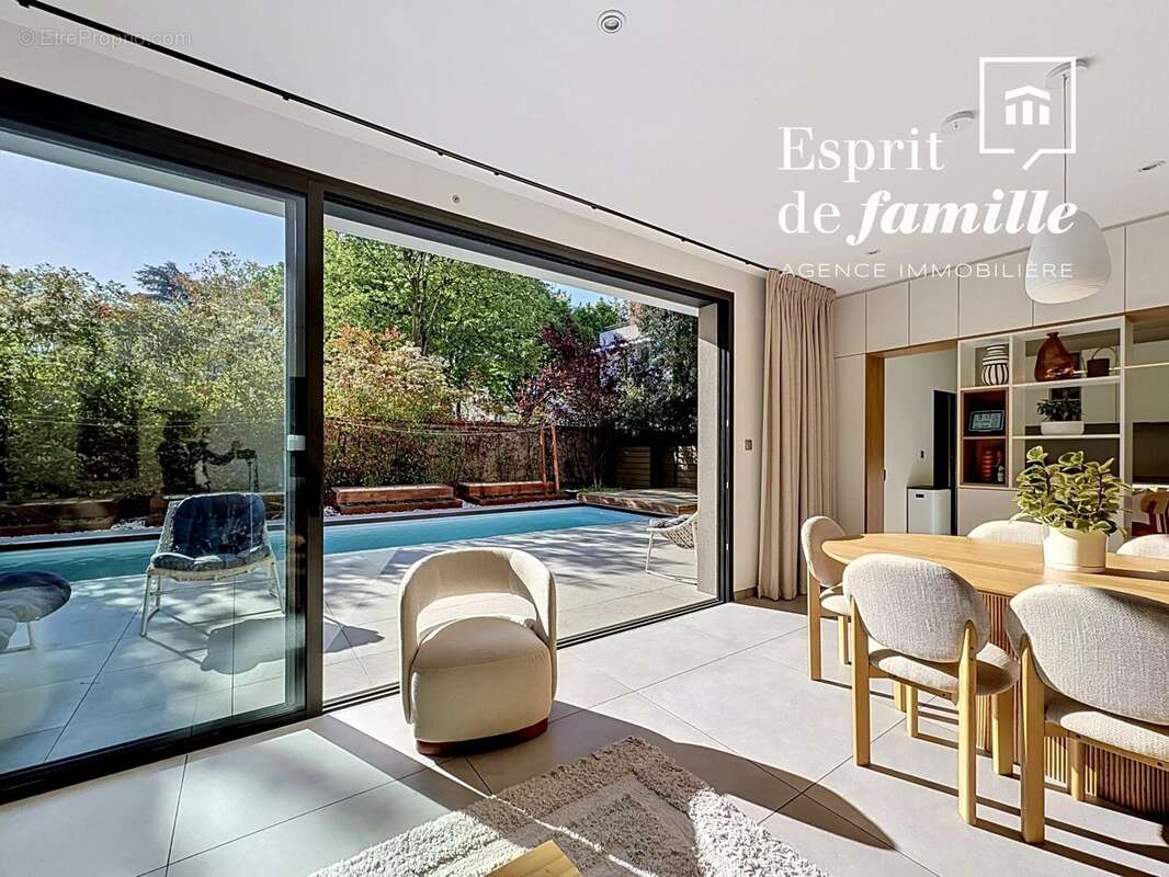 Maison à CALUIRE-ET-CUIRE