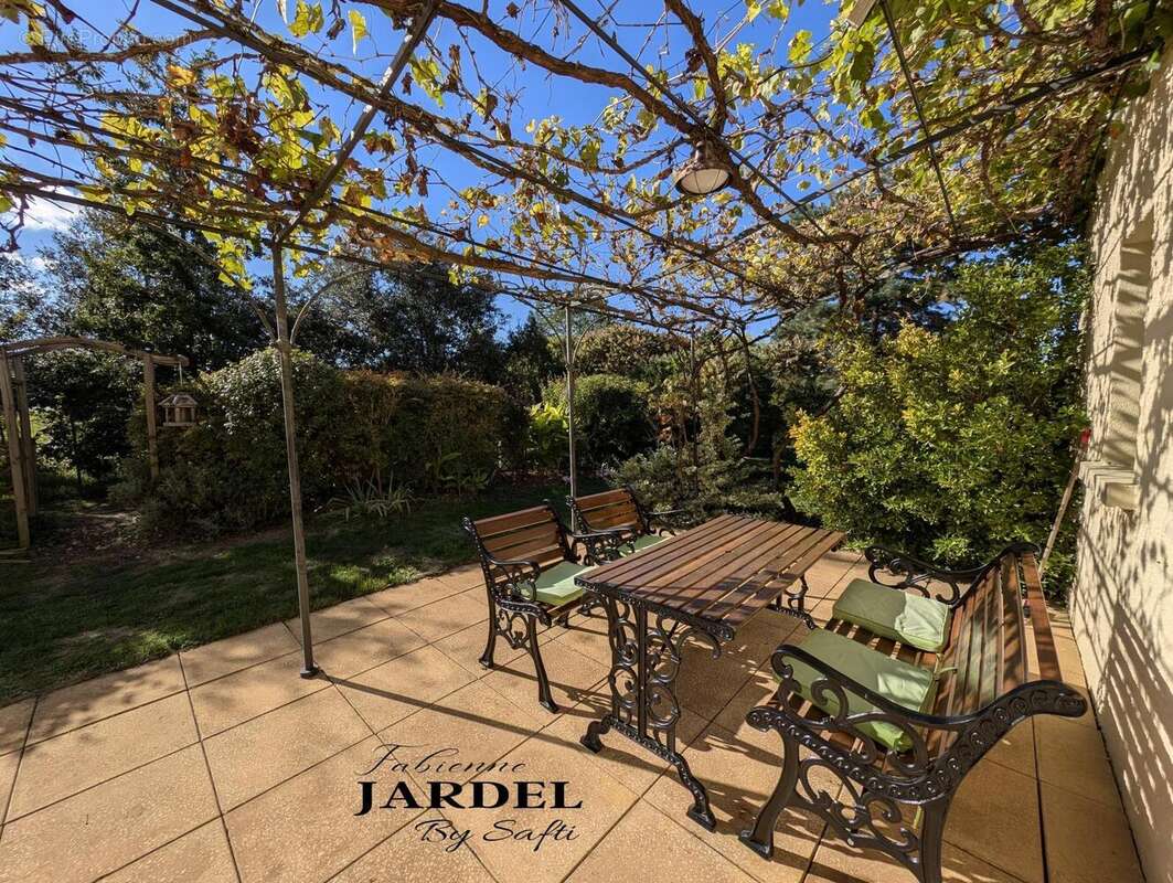 Photo 4 - Maison à CENAC-ET-SAINT-JULIEN