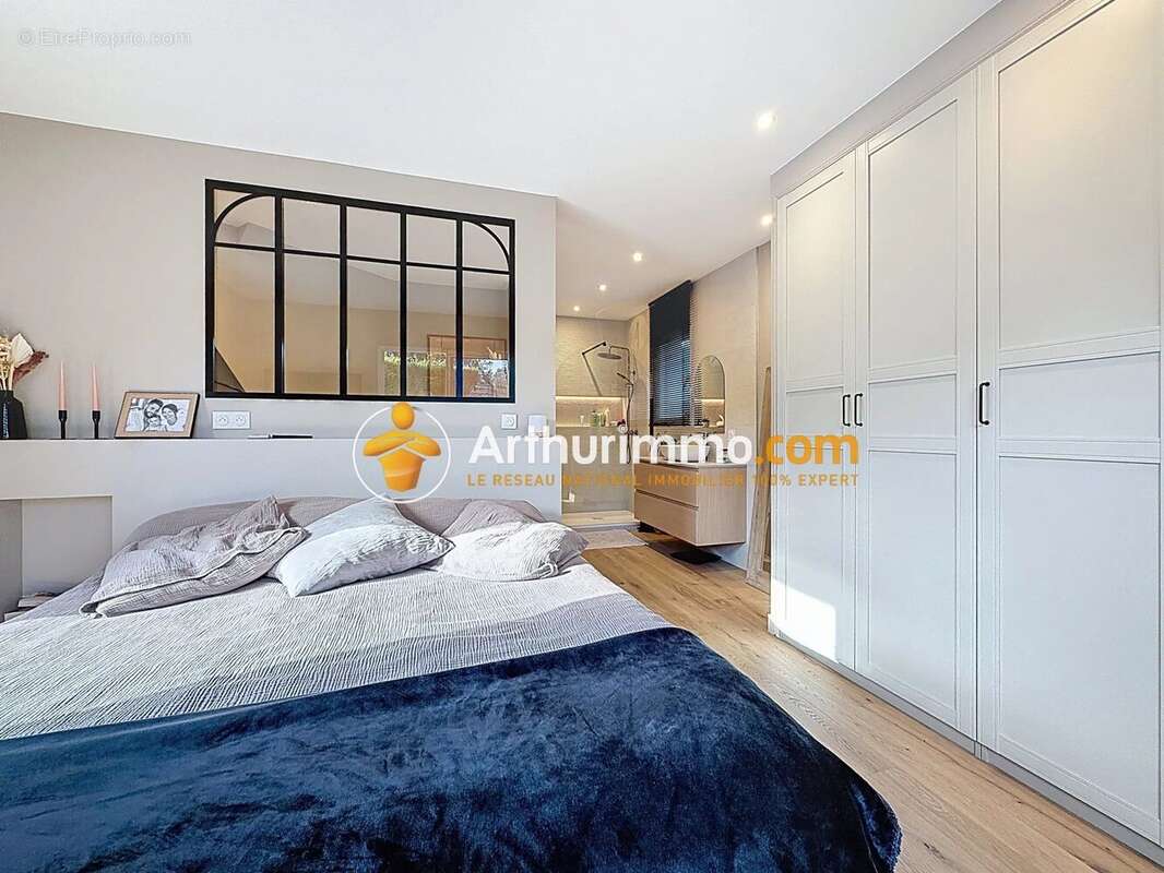 Maison à BOURGOIN-JALLIEU