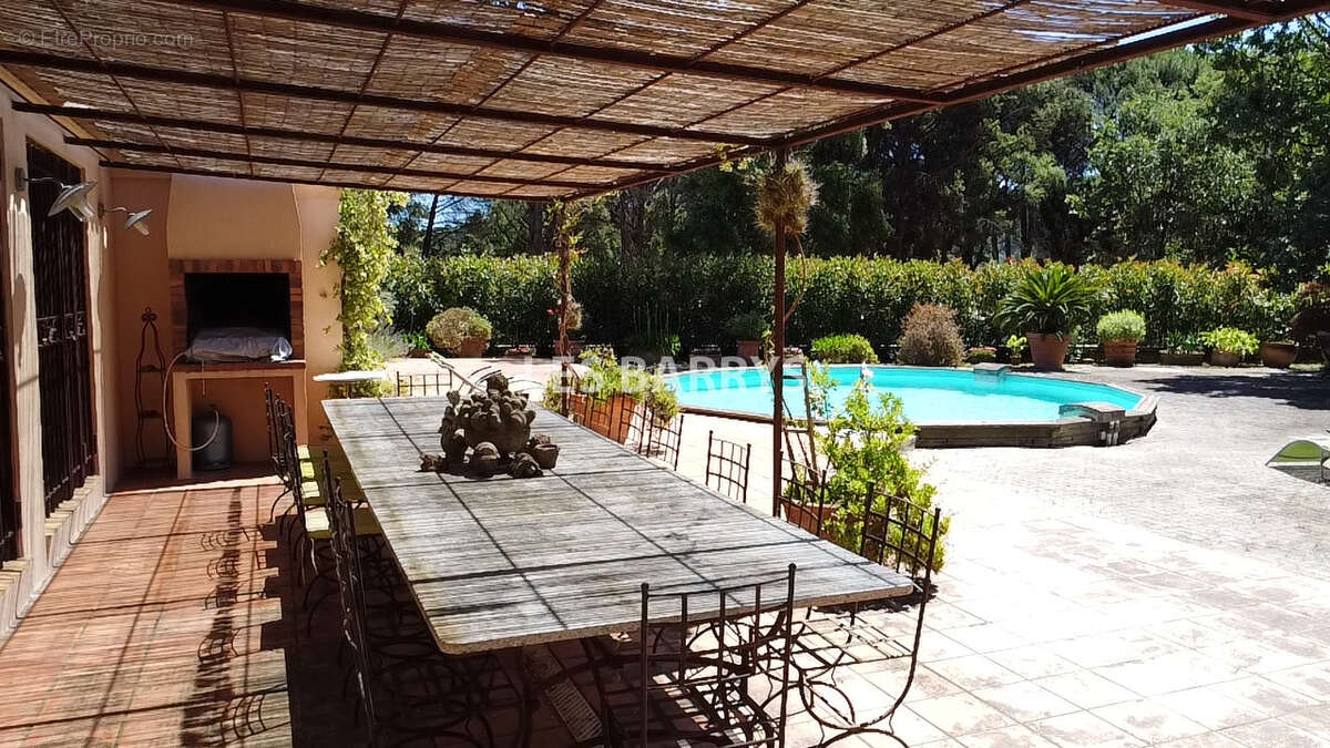 Maison à GASSIN