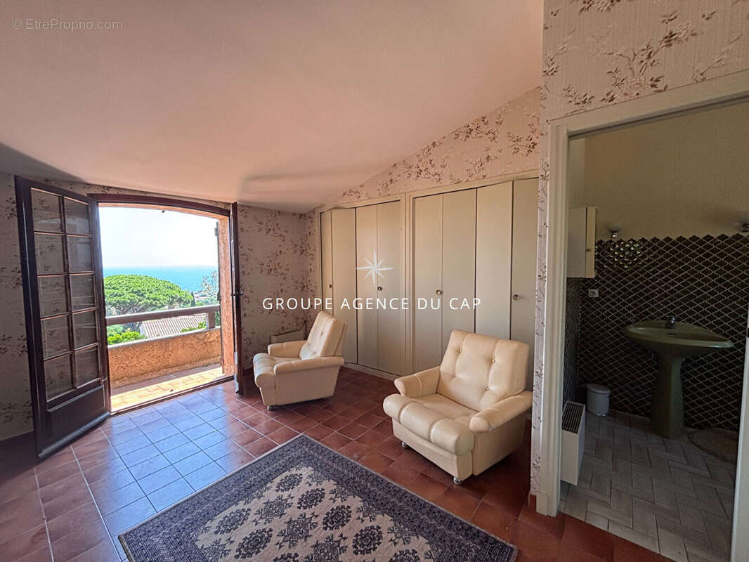 Maison à LES ISSAMBRES