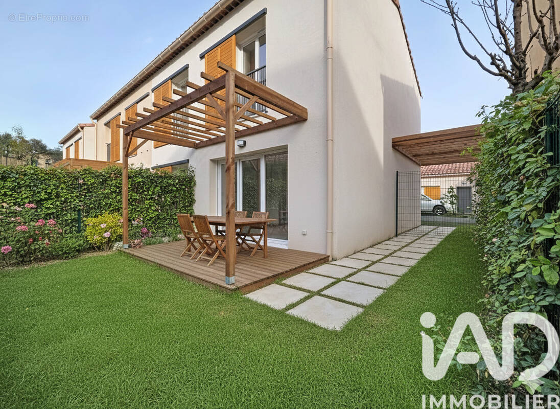 Photo 1 - Maison à MARSEILLE-13E