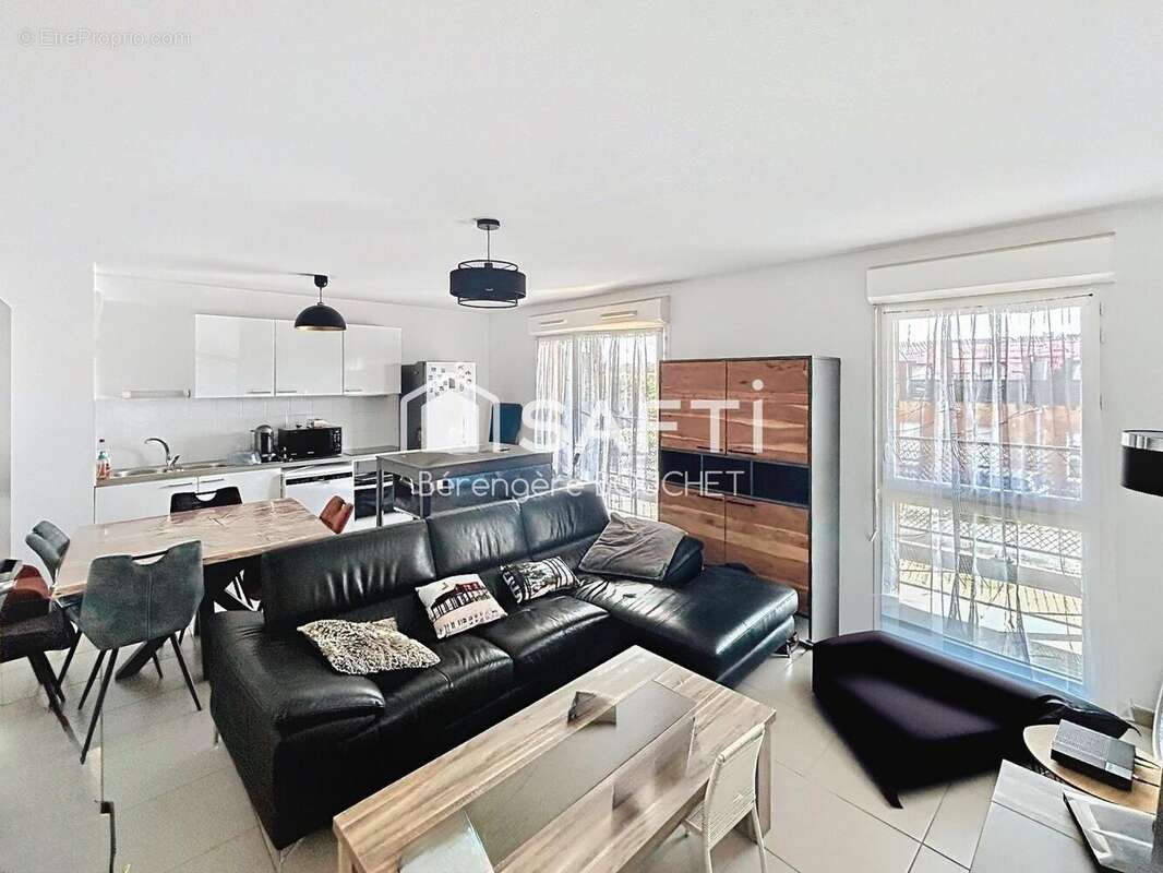 Photo 2 - Appartement à ARTIGUES-PRES-BORDEAUX
