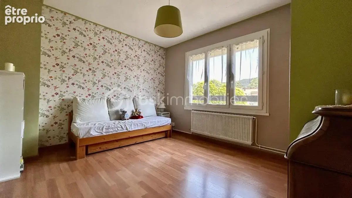 Maison mitoyenne T5 de 95 m² avec jardin  – Rue Lucien-Sampaix, Échirolles - photo 10