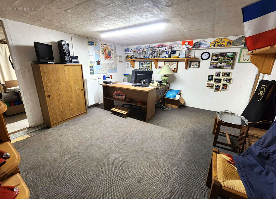 Maison à INCARVILLE